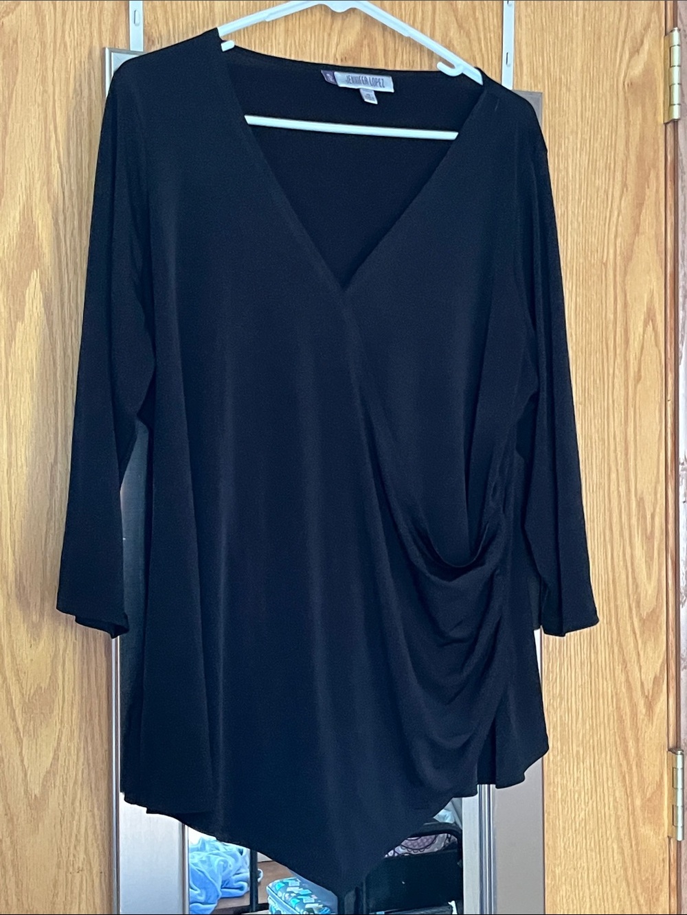 Bundle of 3 workwear 3/4 sleeve tops black, lavender and burgundy size xl, 1x